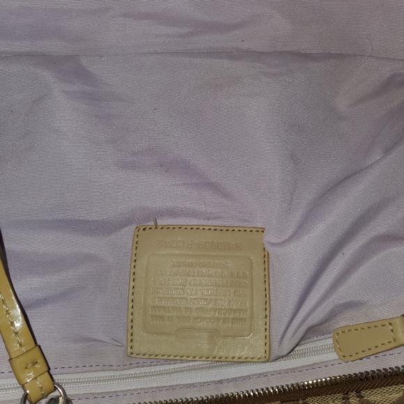 Authentic Coach Bag - Picture 13 of 16